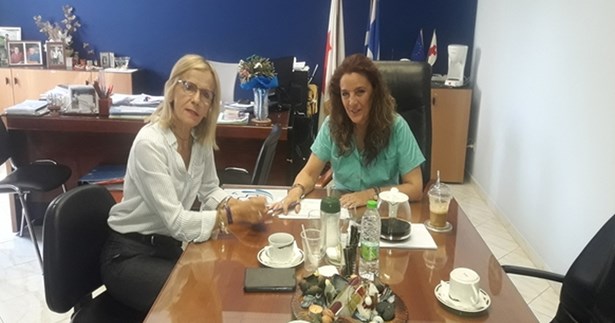 Νέες προσλήψεις γιατρών σε Θήβα και Λιβαδειά - Επίσκεψη της Γιώτας Πούλου στο Γ.Ν Λιβαδειάς Νέες προσλήψεις γιατρών σε Θήβα και Λιβαδειά - Επίσκεψη της Γιώτας Πούλου στο Γ.Ν Λιβαδειάς