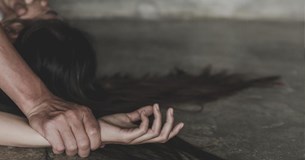 Φρίκη: 50χρονος βίαζε επί έξι χρόνια την ανήλικη ανιψιά του