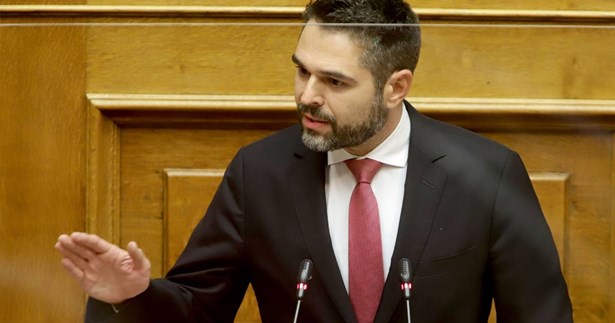 Συνέντευξη εφ΄ όλης της ύλης του Γιάννη Σαρακιώτη στο radiothiva.gr
