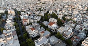 Μπαράζ μεταβιβάσεων ακινήτων στους μεγαλύτερους δήμους της χώρας - «Έκρηξη» αναμένουν οι συμβολαιογράφοι
