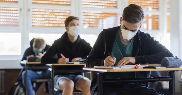 Σχολικό βοήθημα 100 ευρώ παρέχει η Περ. Στερεάς Ελλάδας εν όψει της νέας σχολικής χρονιάς