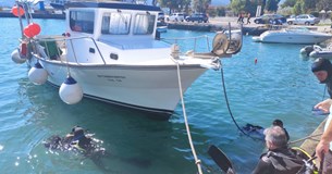 Υποβρύχιος καθαρισμός του Λιμένα Σκάλας στην Αταλάντη Υποβρύχιος καθαρισμός του Λιμένα Σκάλας στην Αταλάντη