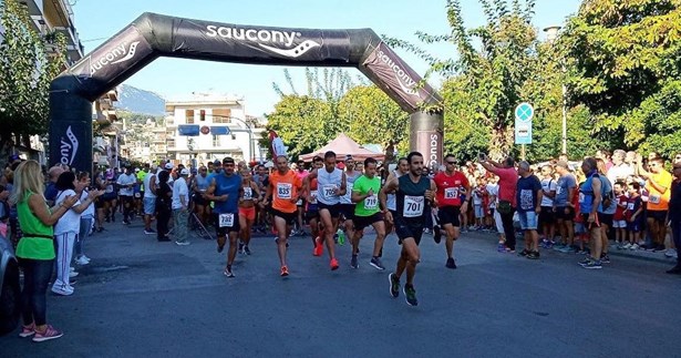 Mε μεγάλη επιτυχία πραγματοποιήθηκε ο 9ος «Τροφώνιος» ημιμαραθώνιος Λιβαδειάς