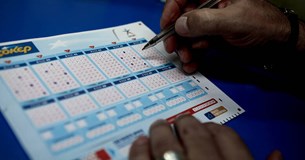 Λιβαδειά: Του χαμογέλασε η τύχη πριν το Πάσχα Λιβαδειά: Του χαμογέλασε η τύχη πριν το Πάσχα