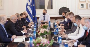 Μητσοτάκης προς επιχειρηματίες εστίασης - λιανεμπορίου: Δεν θα ξανακλείσουμε