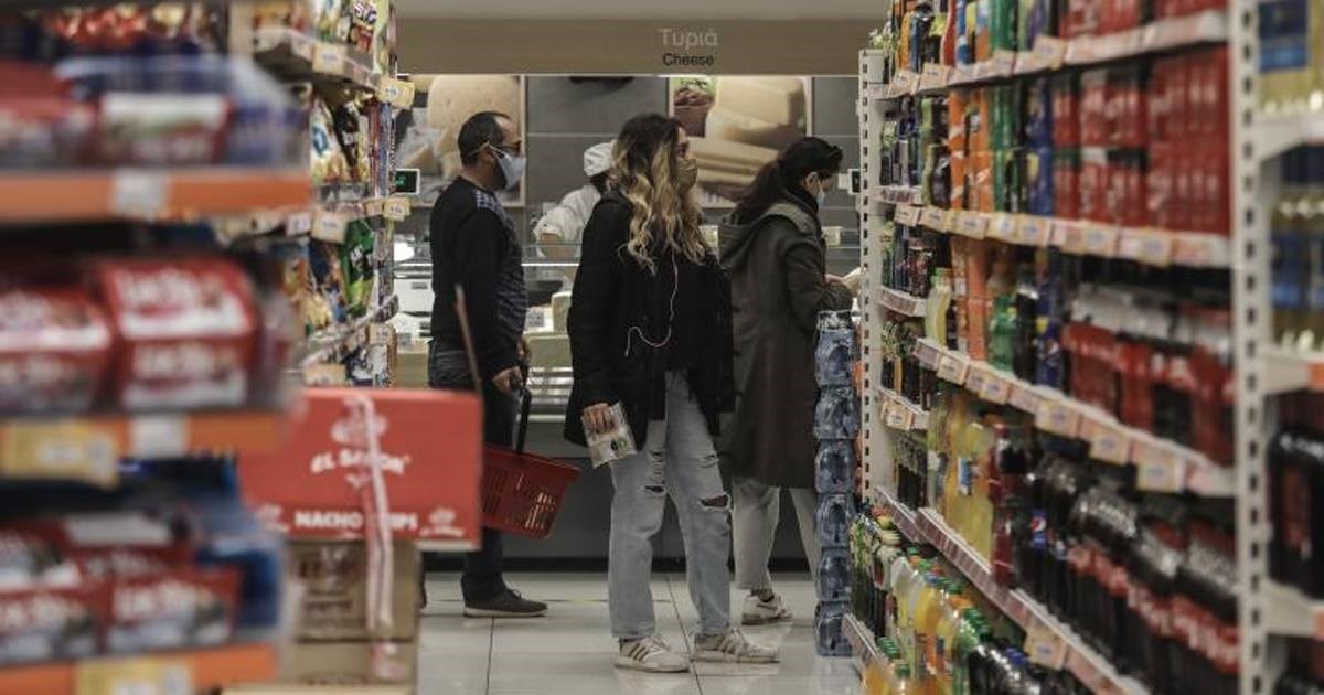 Ανατιμήσεις «φωτιά» σε αέριο, καύσιμα και τρόφιμα