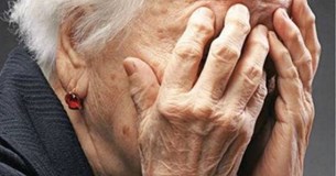 Αταλάντη: Προσποιήθηκε τον τεχνικό και έκλεψε χρήματα και χρυσαφικά από ηλικιωμένη