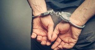 Συνελήφθη 25χρονος στη Λιβαδειά, ο οποίος κατηγορείται για κλοπή και απόπειρες κλοπών συσσωρευτών ρεύματος από οχήματα Συνελήφθη 25χρονος στη Λιβαδειά, ο οποίος κατηγορείται για κλοπή και απόπειρες κλοπών συσσωρευτών ρεύματος από οχήματα