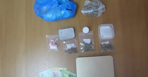 Συνελήφθη στη Λαμία για κατοχή και διακίνηση ναρκωτικών