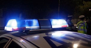 Οινόφυτα: «Τρύπωσαν» σε σπίτι και άρπαξαν λεφτά και μια χρυσή αλυσίδα Οινόφυτα: «Τρύπωσαν» σε σπίτι και άρπαξαν λεφτά και μια χρυσή αλυσίδα