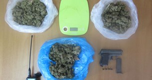 Τρεις συλλήψεις στη Φθιώτιδα για κατοχή και διακίνηση ναρκωτικών
