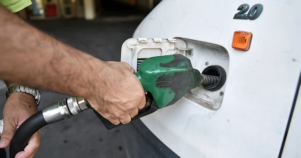 Fuel pass: Τελευταία ευκαιρία σήμερα για αίτηση - Νέα παρέμβαση με αύξηση δικαιούχων