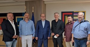 Συνάντηση του Σπύρου Πνευματικού με τον Υπ. Εργασίας και Κοινωνικών Υποθέσεων
