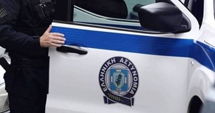 Την συνέλαβαν στην Αταλάντη για απάτη κατ` εξακολούθηση Την συνέλαβαν στην Αταλάντη για απάτη κατ` εξακολούθηση