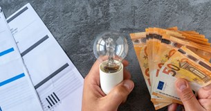 Ηλεκτρικό ρεύμα: «Ασπίδα» στα περισσότερα νοικοκυριά η επιδότηση - Έκπτωση μέχρι τέλος του έτους για το πετρέλαιο θέρμανσης