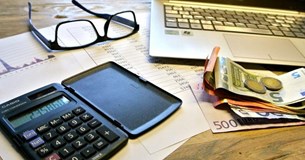 Η ακρίβεια αύξησε τις οφειλές στην εφορία - Πάνω από 4,45 δισ. οι απλήρωτοι φόροι στο 7μηνο