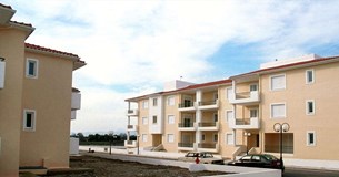 Ερώτηση Βελόπουλου στη Βουλή για τις εργατικές κατοικίες στη Θήβα