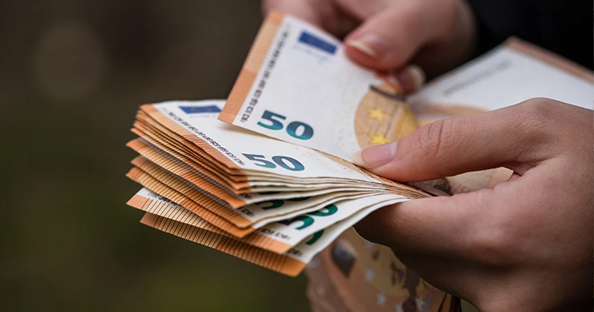 Χωρίς αίτηση η επιστροφή φόρου εισοδήματος για τις επιχειρήσεις