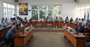 Με 12 θέματα συνεδριάζει το Δ.Σ. του Δήμου Θηβαίων Με 12 θέματα συνεδριάζει το Δ.Σ. του Δήμου Θηβαίων