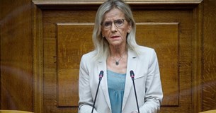 Γιώτα Πούλου: «Κάτω τα χέρια από το Εθνικό Σύστημα Υγείας!»
