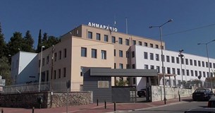 Την συνολική άρση των κατασχέσεων από τραπεζικούς λογαριασμούς οφειλετών ζήτησε ο Δήμαρχος Λαμιέων