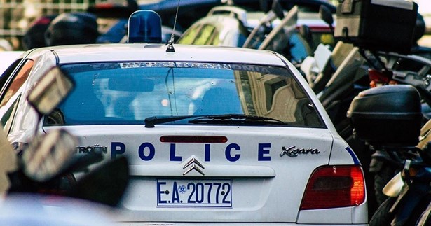 Δύο συλλήψεις για κλοπή στη Στυλίδα
