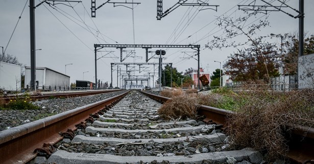Εξιχνιάσθηκαν κλοπές καλωδίων από το δίκτυο του ΟΣΕ στη Θήβα - Ανήλικοι ανάμεσα στους δράστες
