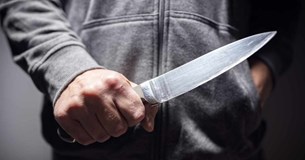 Αιματηρό επεισόδιο σε εργοστάσιο στη Ριτσώνα - Εργαζόμενος μαχαίρωσε συνάδελφό του
