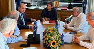 Συνάντηση Αυγενάκη για την για δημιουργία και ένταξη Αγροτικών τμημάτων στα Επιμελητήρια της χώρας Συνάντηση Αυγενάκη για την για δημιουργία και ένταξη Αγροτικών τμημάτων στα Επιμελητήρια της χώρας