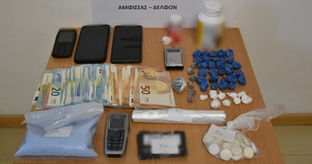 Τους συνέλαβαν με ηρωίνη και κοκαΐνη στην Aμφισσα