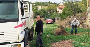 Ξεκίνησε ο καθαρισμός ρεμάτων στα Χώστια Ξεκίνησε ο καθαρισμός ρεμάτων στα Χώστια