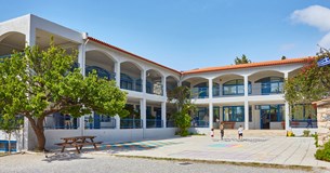 Η ElvalHalcor και η Σιδενόρ συμβάλλουν στην ανασυγκρότηση της Βόρειας Εύβοιας με την ανακατασκευή του Δημοτικού Σχολείου στη Λίμνη Ευβοίας Η ElvalHalcor και η Σιδενόρ συμβάλλουν στην ανασυγκρότηση της Βόρειας Εύβοιας με την ανακατασκευή του Δημοτικού Σχολείου στη Λίμνη Ευβοίας