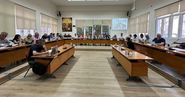 Με 6 θέματα συνεδρίασε το Δ.Σ. του Δήμου Θηβαίων