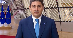 Πριν τις ευρωεκλογές οι αλλαγές στην Κ.Α.Π. σύμφωνα με τον Λ. Αυγενάκη Πριν τις ευρωεκλογές οι αλλαγές στην Κ.Α.Π. σύμφωνα με τον Λ. Αυγενάκη