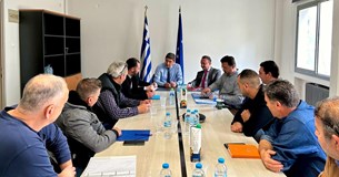 Συνάντηση του υπουργού Αγροτικής Ανάπτυξης και Τροφίμων Λευτέρη Αυγενάκη με κτηνοτρόφους της Στερεάς για την ευλογιά στα αιγοπρόβατα Συνάντηση του υπουργού Αγροτικής Ανάπτυξης και Τροφίμων Λευτέρη Αυγενάκη με κτηνοτρόφους της Στερεάς για την ευλογιά στα αιγοπρόβατα