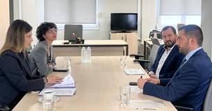 23 εκατ. ευρώ για την υποστήριξη οικονομικά ασθενέστερων στη Περιφέρεια Στερεάς Ελλάδας 23 εκατ. ευρώ για την υποστήριξη οικονομικά ασθενέστερων στη Περιφέρεια Στερεάς Ελλάδας