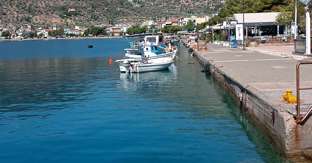 Πρώτη επιλογή η Αντίκυρα το τριήμερο (ΦΩΤΟ)