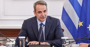 Μητσοτάκης: Τα δύσκολα με τις φωτιές είναι ακόμα μπροστά μας - Σε λίγες μέρες σε ισχύ ο προσωπικός αριθμός των νέων ταυτοτήτων