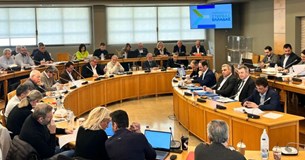 Με 5 θέματα συνεδριάζει την Τετάρτη το Περιφερειακό Συμβούλιο Στερεάς Ελλάδας Με 5 θέματα συνεδριάζει την Τετάρτη το Περιφερειακό Συμβούλιο Στερεάς Ελλάδας
