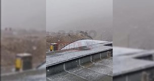 Έπεσαν τα πρώτα χιόνια στον Παρνασσό Έπεσαν τα πρώτα χιόνια στον Παρνασσό