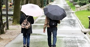 Καιρός: Πέφτει αισθητά η θερμοκρασία - Πού θα βρέξει