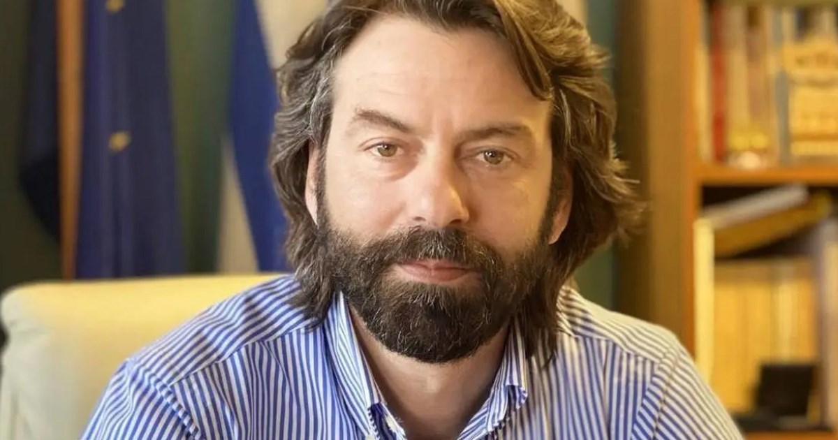 «Ουαί υμίν πολυχρονεμένε μας Δημήτρη Καραμάνη»