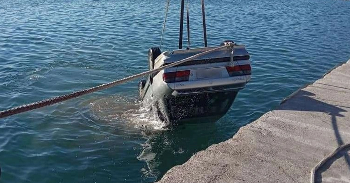 Χαλκίδα: Αυτοκίνητο κατέληξε στην θάλασσα - Νεκρός ο οδηγός