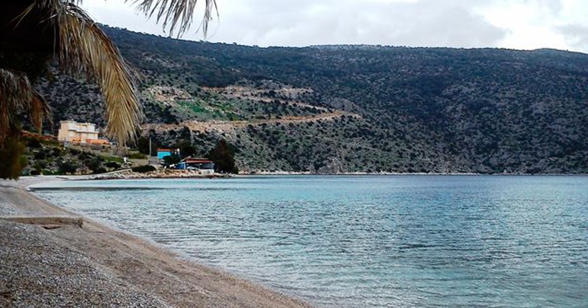 Εθελοντικός καθαρισμός της παραλίας Σαράντι αυτή την Παρασκευή