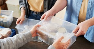 Φιλανθρωπική δράση από την ομάδα «Αγαπάμε την Θήβα μας» για τους απόρους εν όψει των Χριστουγέννων
