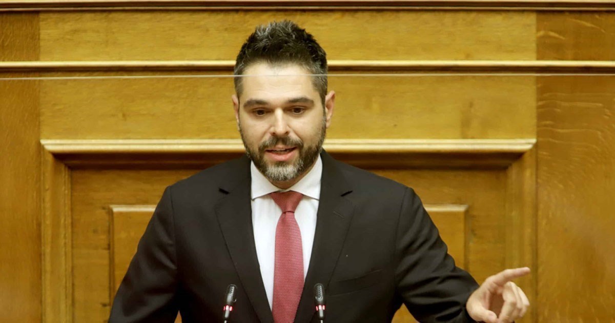 Γ. Σαρακιώτης: «Σοβαρά και παρατεταμένα κενά σε διδακτικές ώρες και ειδικότητες στα σχολεία της Περιφερειακής Ενότητας Φθιώτιδας»