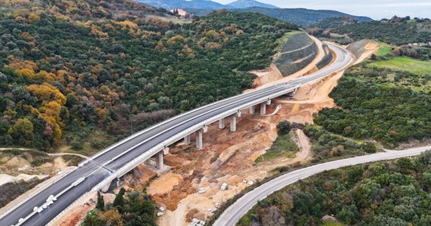 Ο δρόμος που φέρνει τη Θήβα πιο κοντά στην Αθήνα και τον Βορρά - Ο Ε65 αλλάζει τα δεδομένα μετακίνησης Ο δρόμος που φέρνει τη Θήβα πιο κοντά στην Αθήνα και τον Βορρά - Ο Ε65 αλλάζει τα δεδομένα μετακίνησης