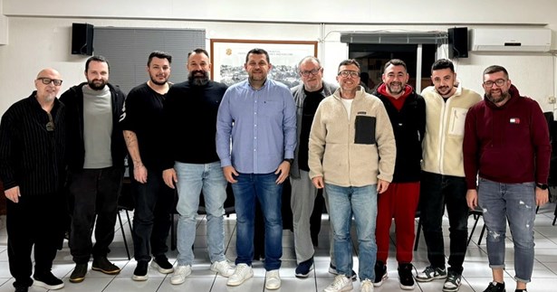 Συνάντηση του Σωματείου Εστίασης Θήβας με τον Παραδοσιακό Σύλλογο Βλάχικο Γάμου για την αναβάθμιση και προβολή του εθίμου του Βλάχικου Γάμου Θήβας Συνάντηση του Σωματείου Εστίασης Θήβας με τον Παραδοσιακό Σύλλογο Βλάχικο Γάμου για την αναβάθμιση και προβολή του εθίμου του Βλάχικου Γάμου Θήβας