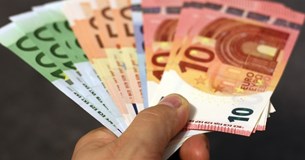 Από 2 Απριλίου η προπληρωμή επιδομάτων, παροχών και Δώρου Πάσχα από τη ΔΥΠΑ Από 2 Απριλίου η προπληρωμή επιδομάτων, παροχών και Δώρου Πάσχα από τη ΔΥΠΑ