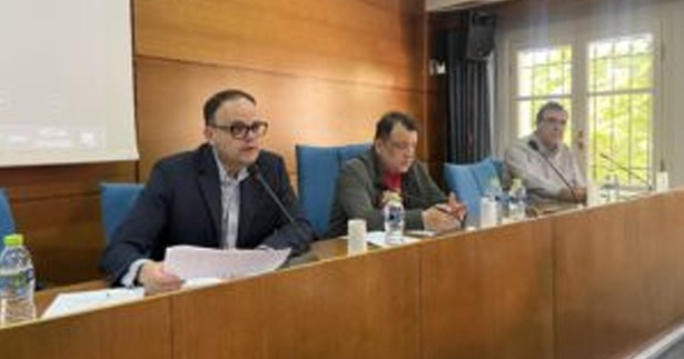 Παρουσίαση του προγράμματος HELIOS+ «Ολοκληρωμένες δράσεις ένταξης πολιτών τρίτων χωρών στην αγορά εργασίας» στο Επιμελητήριο Βοιωτίας Παρουσίαση του προγράμματος HELIOS+ «Ολοκληρωμένες δράσεις ένταξης πολιτών τρίτων χωρών στην αγορά εργασίας» στο Επιμελητήριο Βοιωτίας